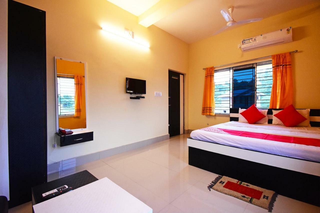 Oyo 43926 Sanchari Atithi Nivas Hotel Bolpur Luaran gambar