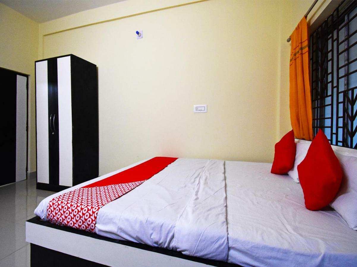 Oyo 43926 Sanchari Atithi Nivas Hotel Bolpur Luaran gambar